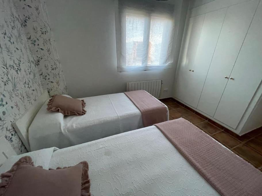 Вилла Casa En Ruta De La Plata Con Piscina Comunitaria Гильена Экстерьер фото
