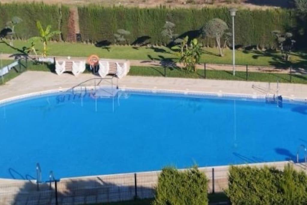 Вилла Casa En Ruta De La Plata Con Piscina Comunitaria Гильена Экстерьер фото